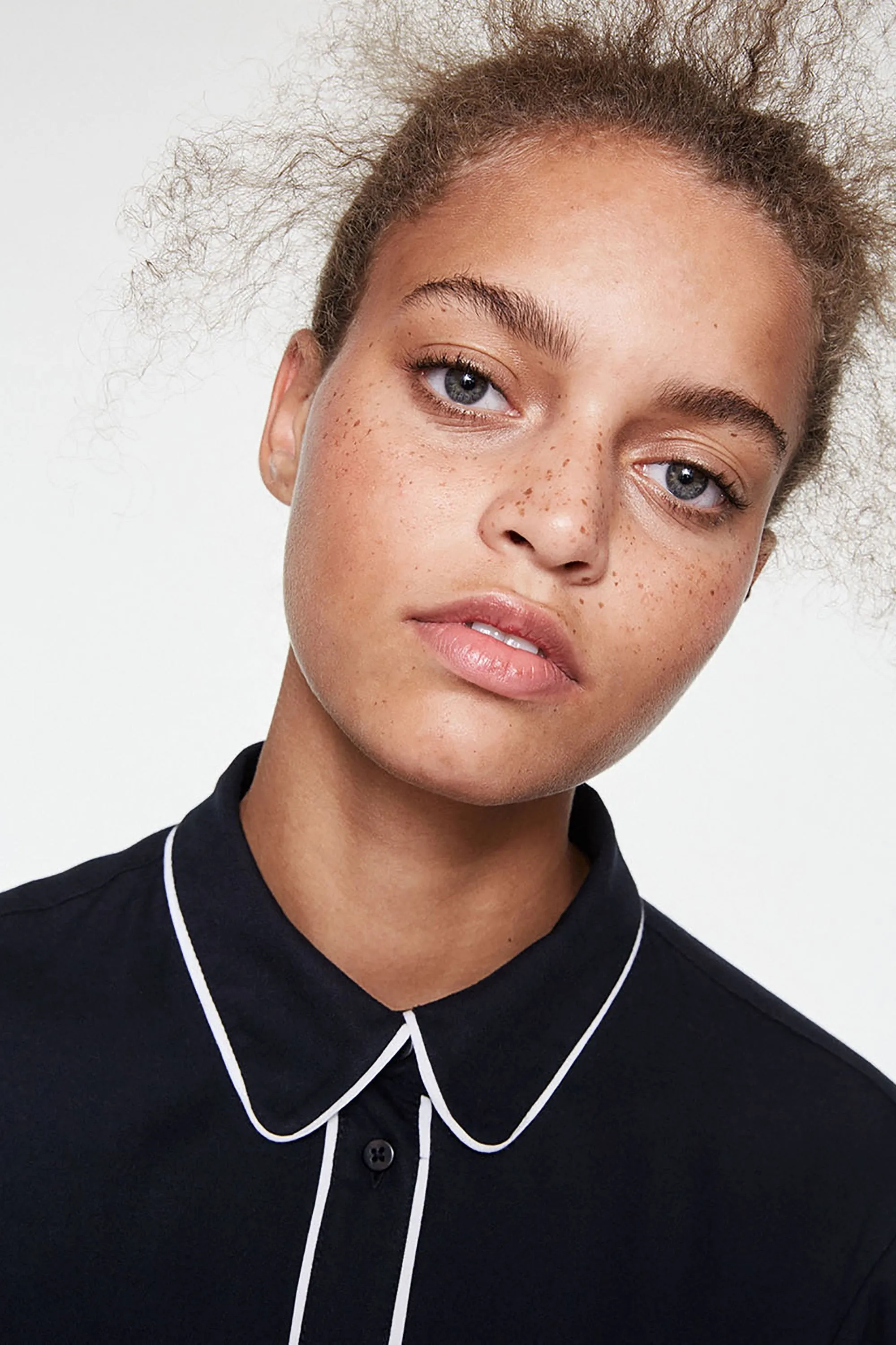 annika shirt black <br> by ARMEDANGELS