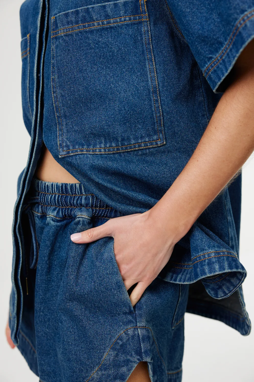 KINNEY Freya Short DARK DENIM