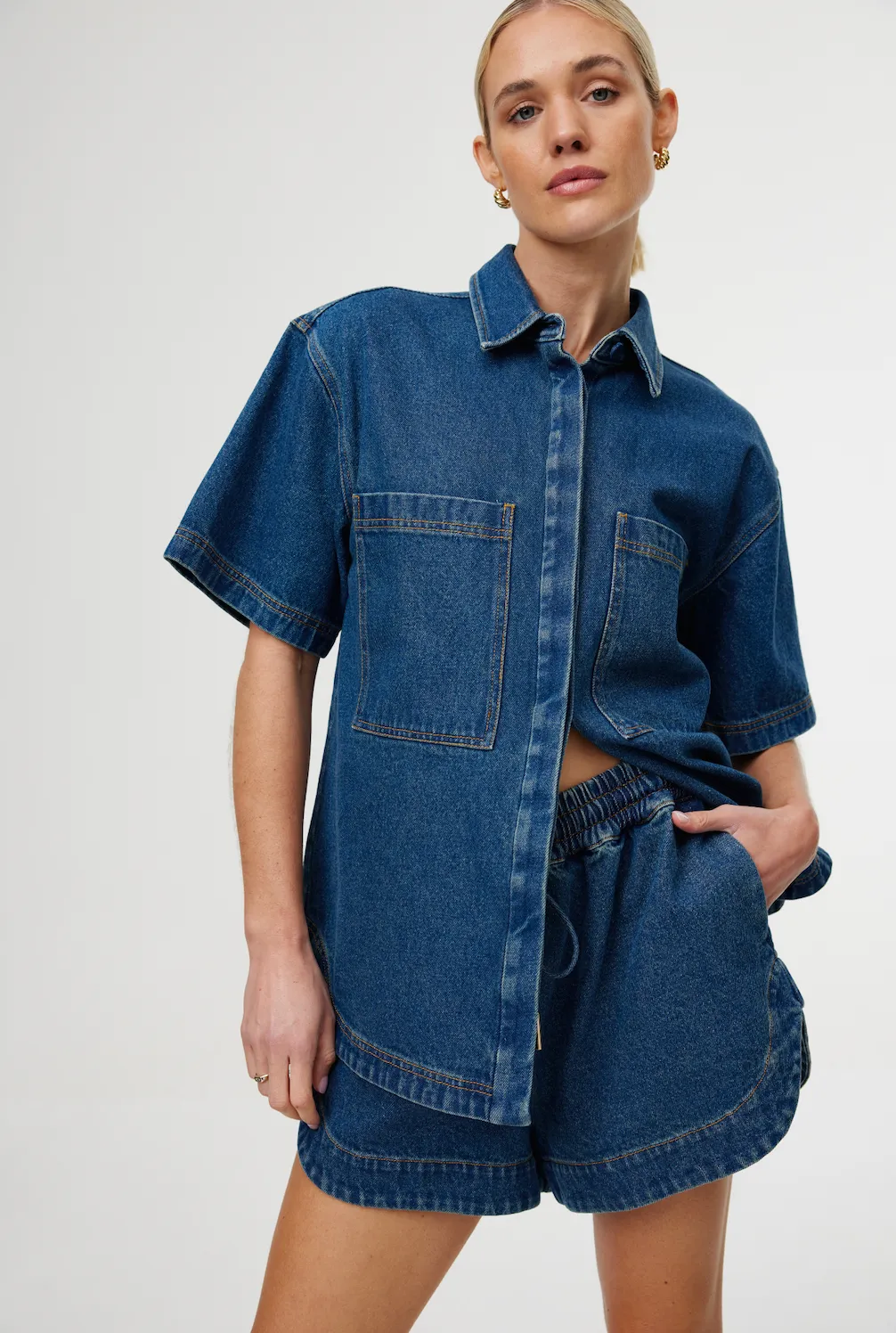 KINNEY Freya Short DARK DENIM