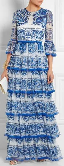 Luxurious Majolica Patterned Tiered Evening Gown