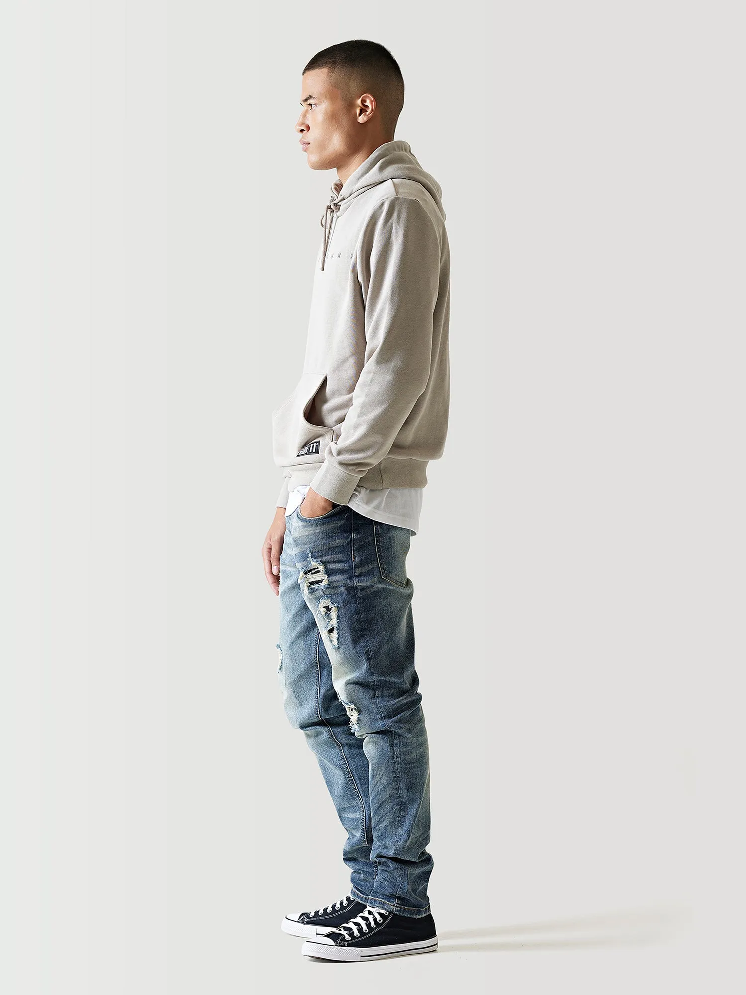 Sustainable Premium Ripped Jeans - Mid Blue Slub